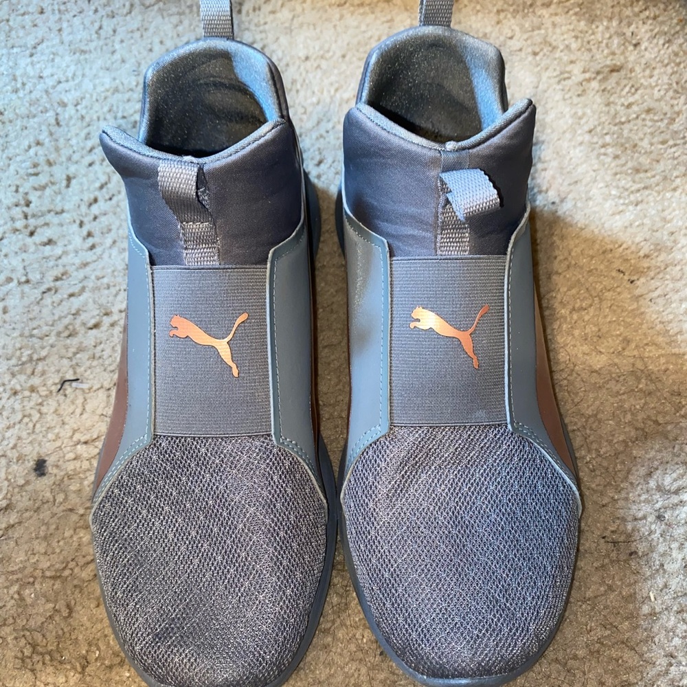 Grey Puma Athletic Shoes / Sneakers